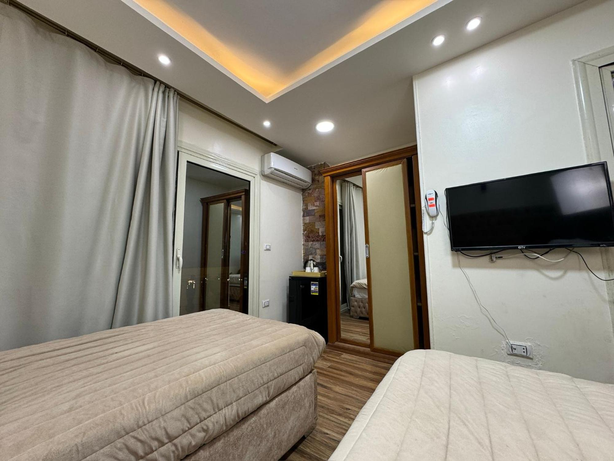 Pyramids Gardens Hotel Ghatati Bagian luar foto