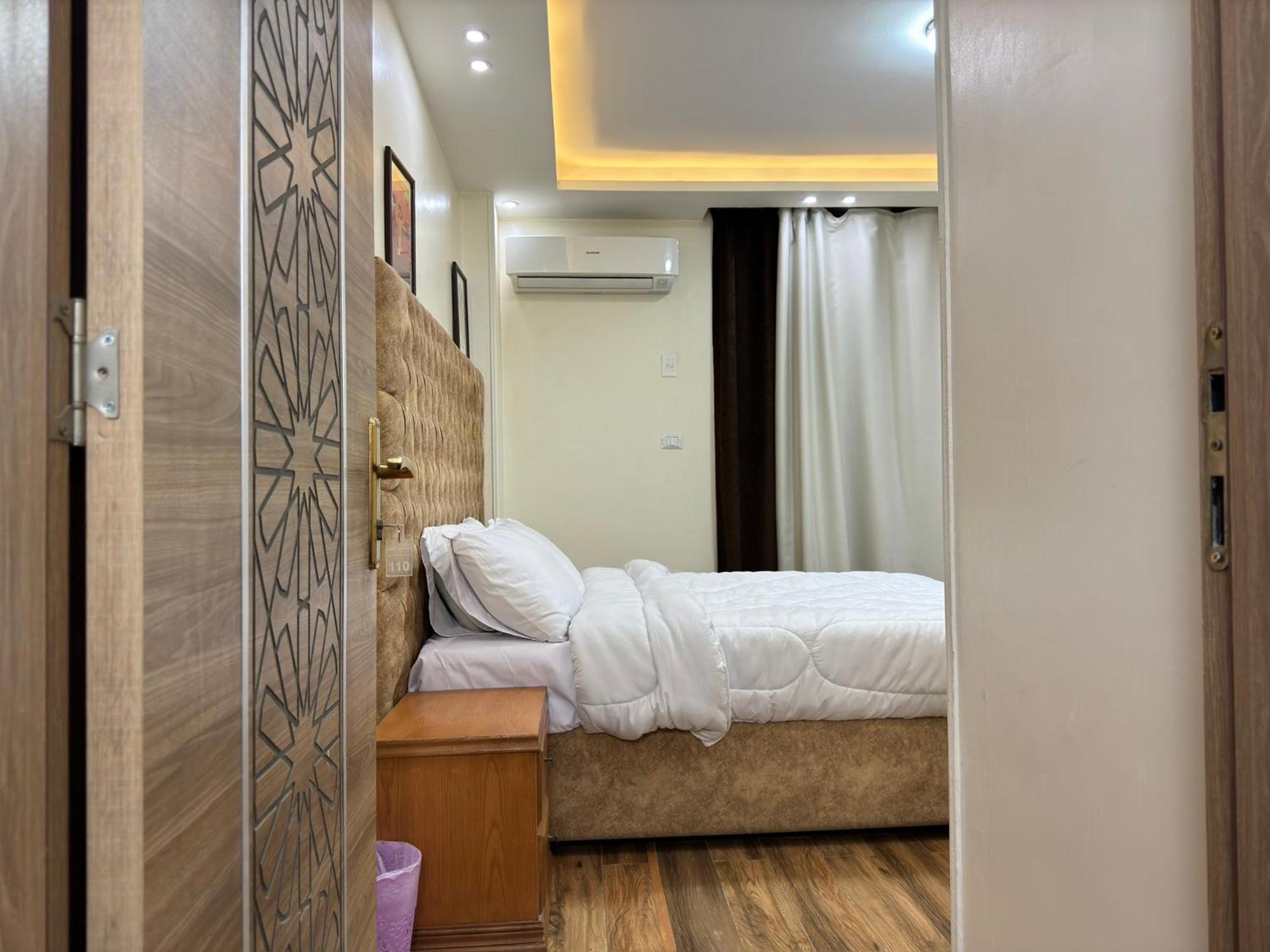 Pyramids Gardens Hotel Ghatati Bagian luar foto