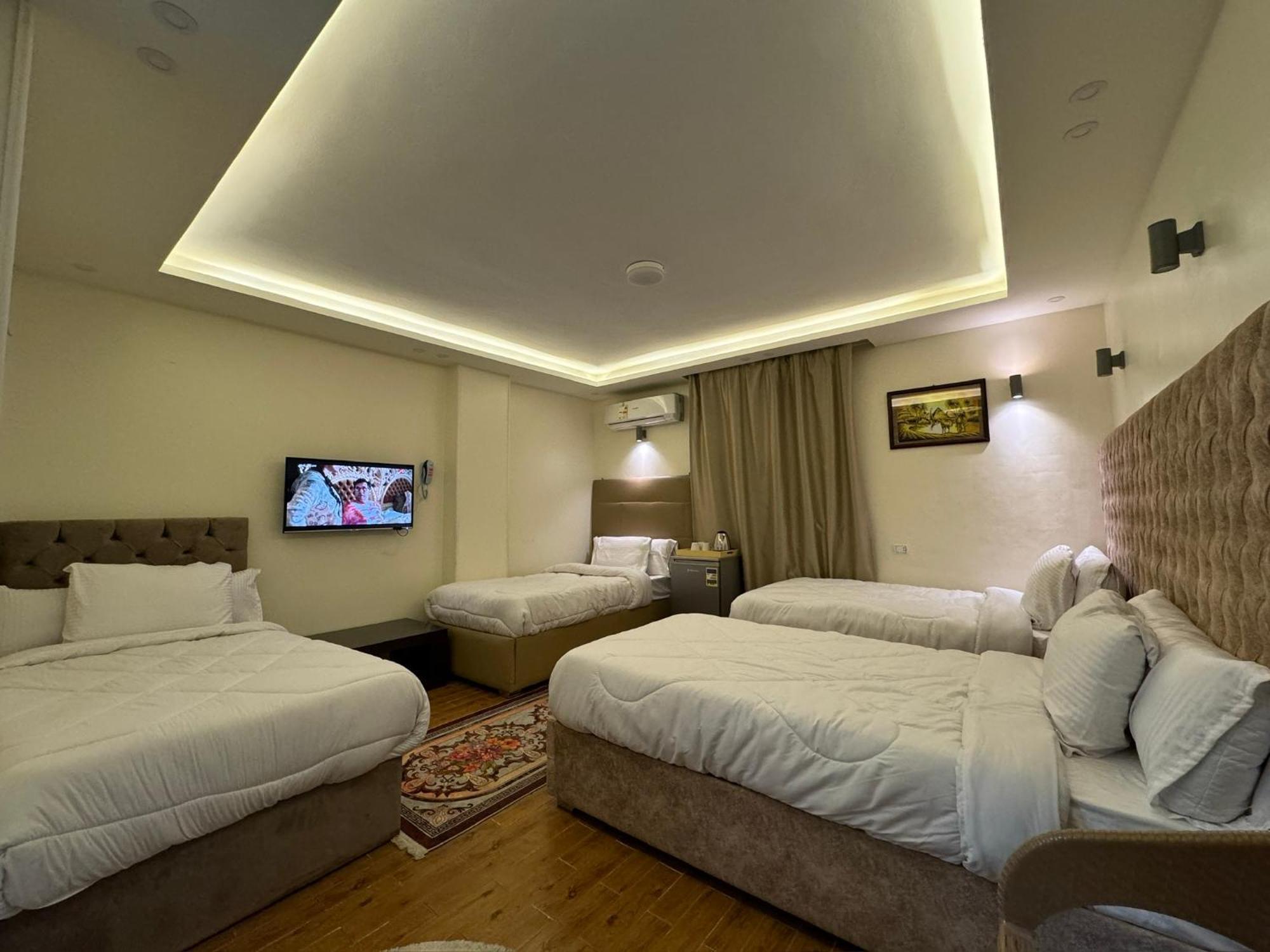 Pyramids Gardens Hotel Ghatati Bagian luar foto