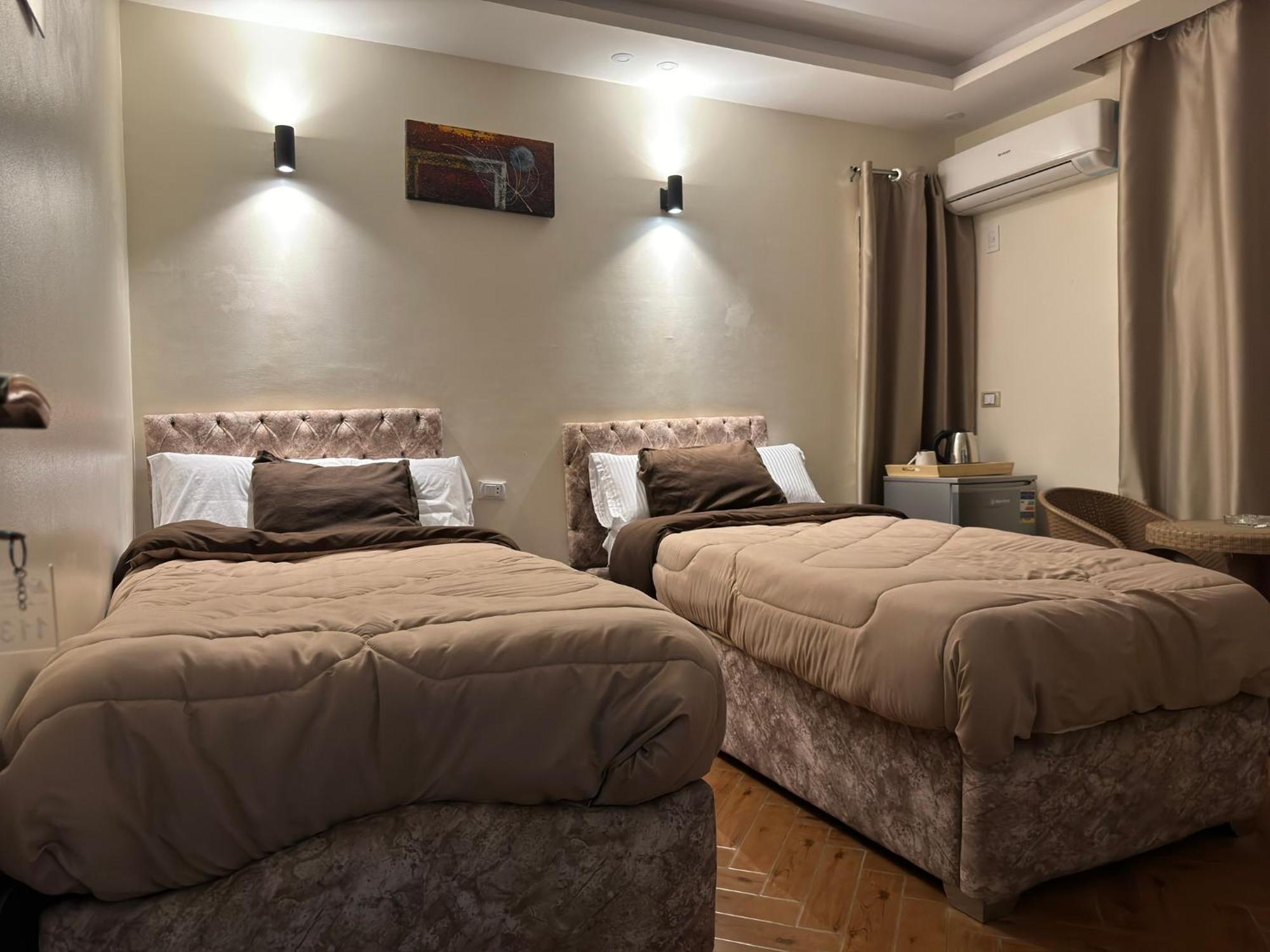 Pyramids Gardens Hotel Ghatati Bagian luar foto